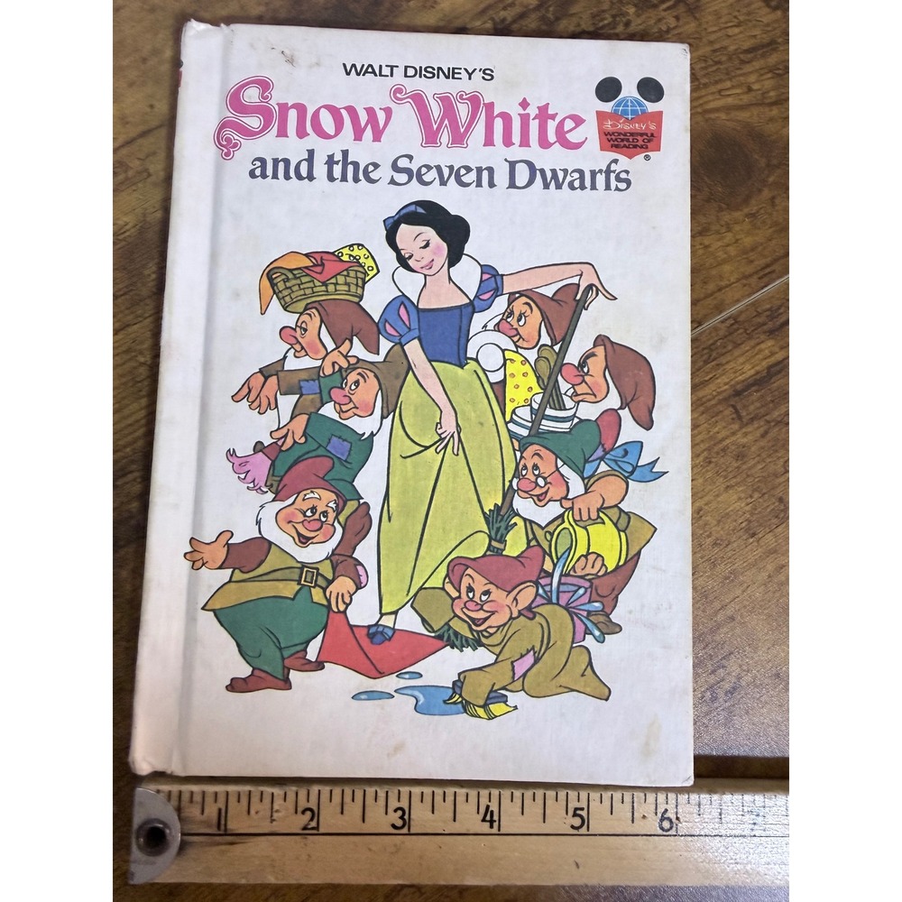Disney Snow White Seven Dwarfs Book Kids White Paper Vintage 1973 Classic